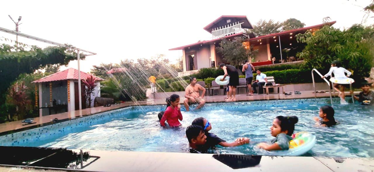 Swmming Pool